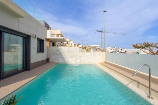 Chalet en San Miguel de Salinas