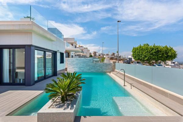 Chalet en calle Rafael Narbona