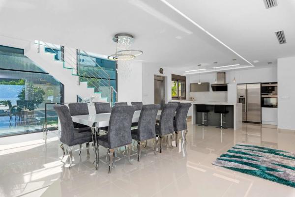 Chalet en calle Rafael Narbona