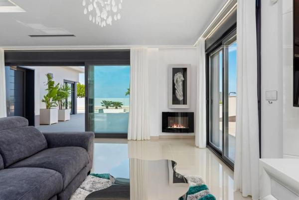 Chalet en calle Rafael Narbona