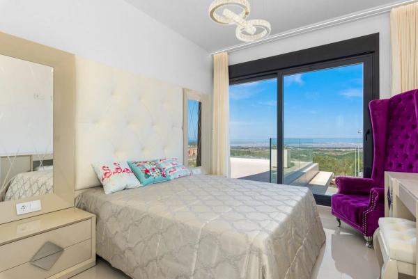 Chalet en calle Rafael Narbona