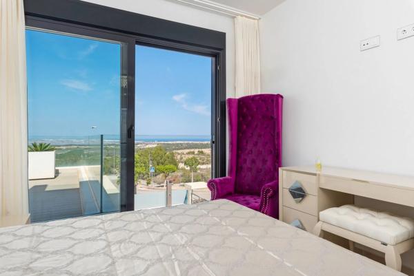 Chalet en calle Rafael Narbona