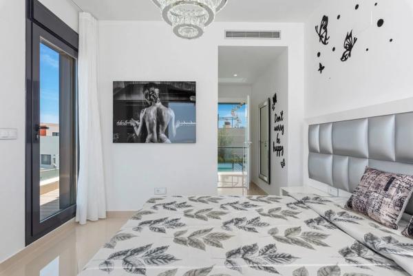 Chalet en calle Rafael Narbona