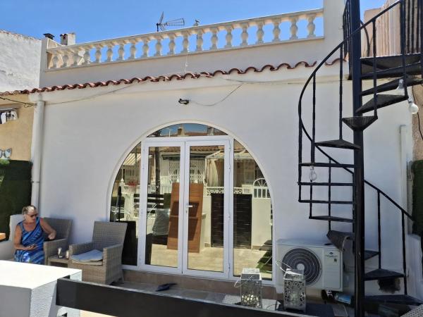 Chalet en San Miguel de Salinas