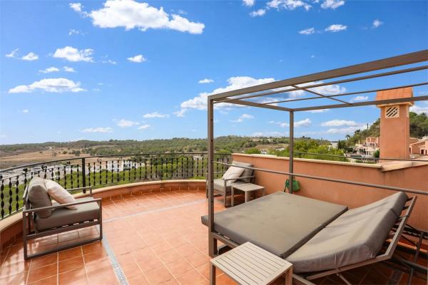 Casa independiente en calle los Marines