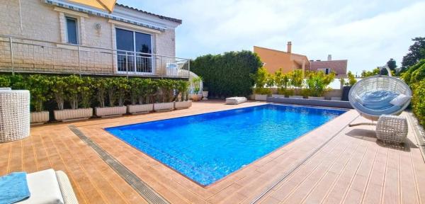 Chalet en Barrio El Molino