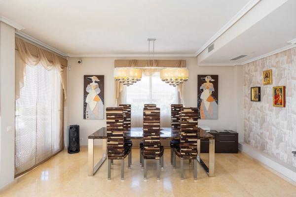 Chalet en calle Mimosas, 12 -16