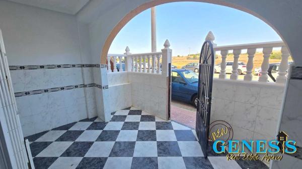 Chalet adosado en calle la Lecha s/n