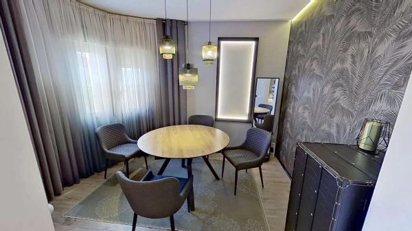 Casa independiente en calle Huelma, 3