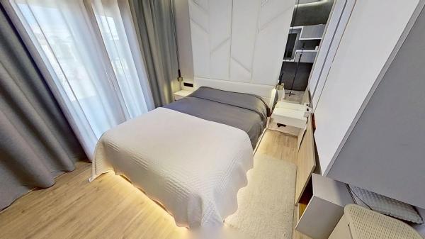 Casa independiente en calle Huelma, 3