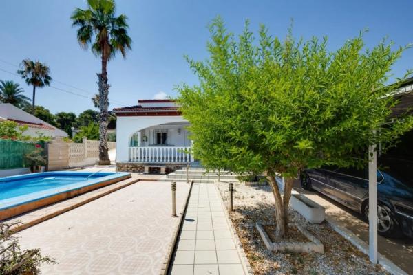 Chalet en calle Aitana-Urb, 6