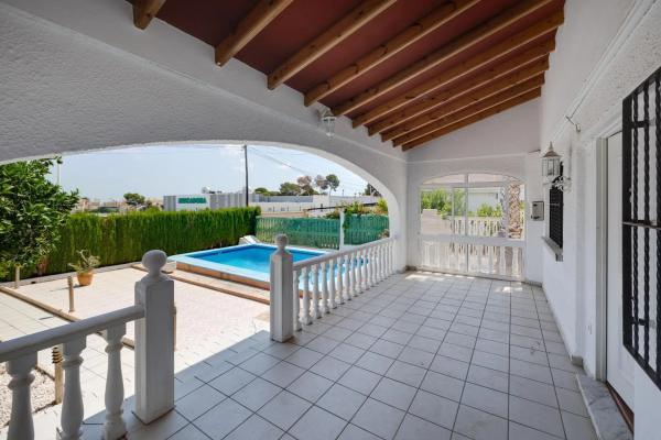 Chalet en calle Aitana-Urb, 6