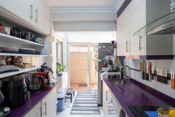 Chalet adosado en calle Argolidas