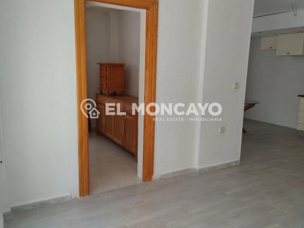 Chalet adosado en calle Doña Rodríguez