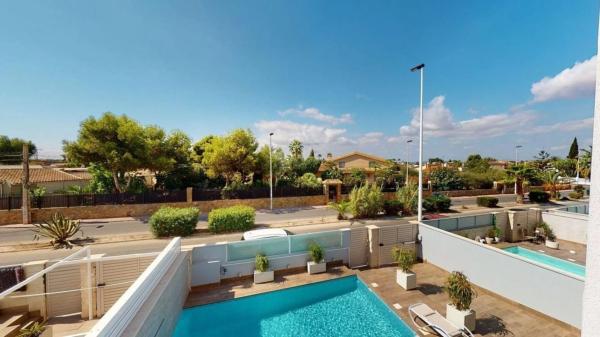 Casa independiente en calle Patricio Zammit, 50