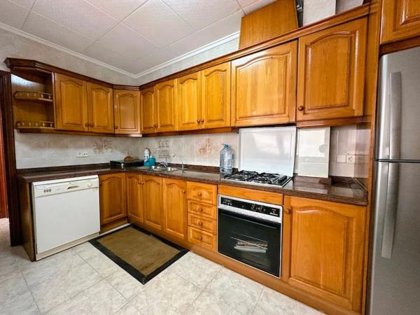 Chalet pareado en calle Gumersindo