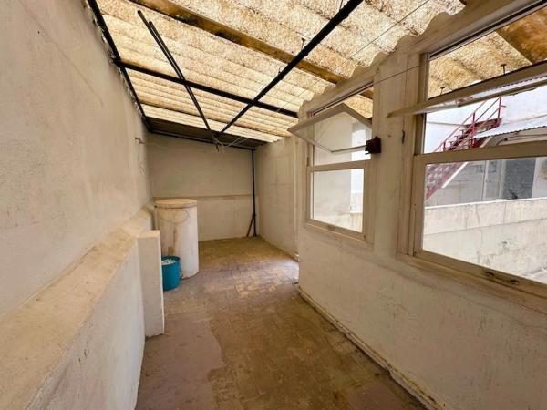 Chalet pareado en calle Gumersindo