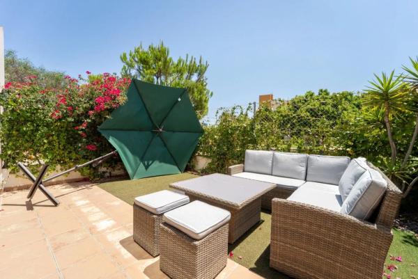 Chalet adosado en calle Mar Rizada