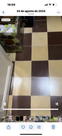 Casa de pueblo en calle Isabel Clara Simó, 8