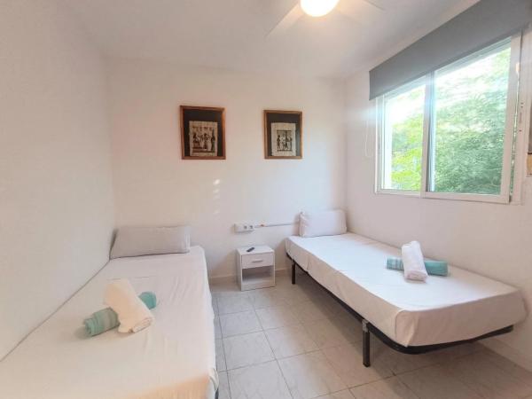 Casa independiente en avenida del Carabasí, 1