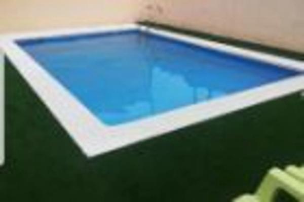 Chalet adosado en calle Botellas, 13