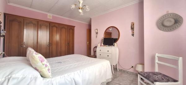 Casa independiente en Urbanización Limoneros