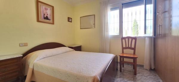 Casa independiente en Urbanización Limoneros