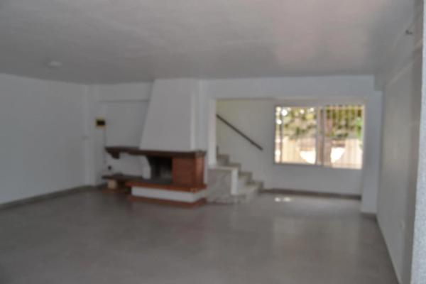 Casa independiente en camino Peña de las Águilas