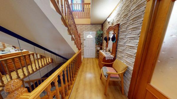 Chalet pareado en avenida de Valverde