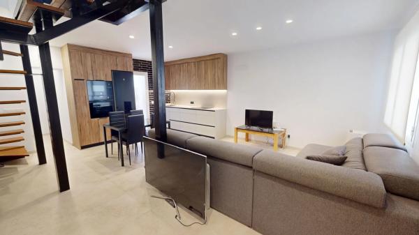 Chalet adosado en Cl Emilio Hernandez Selva