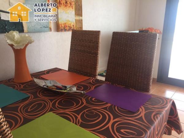 Chalet en Arenales del Sol