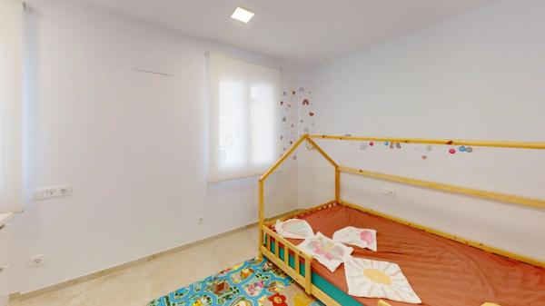 Chalet adosado en Cl Emilio Hernandez Selva