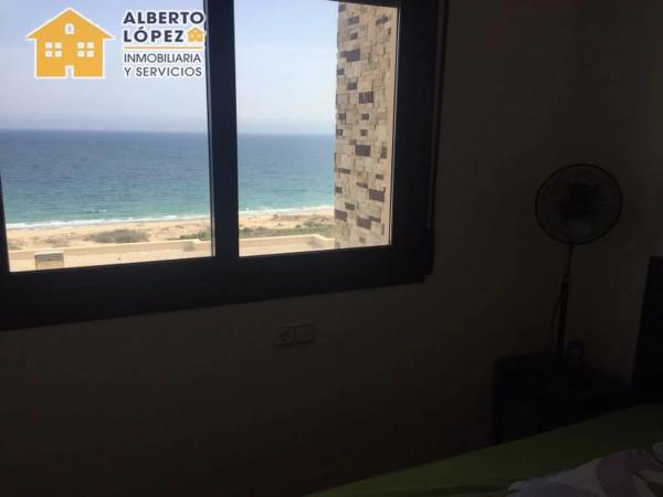 Chalet en Arenales del Sol