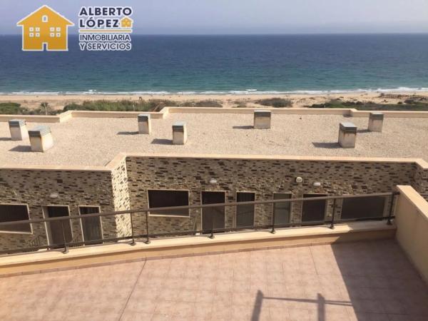 Chalet en Arenales del Sol