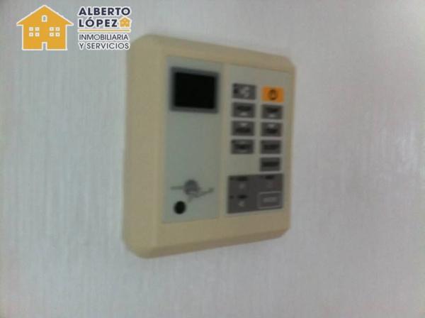 Chalet en Arenales del Sol