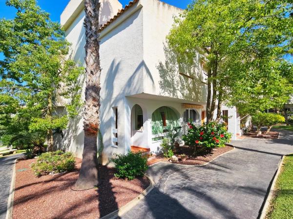 Casa independiente en avenida del Carabasí