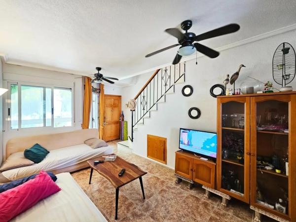 Casa independiente en avenida del Carabasí