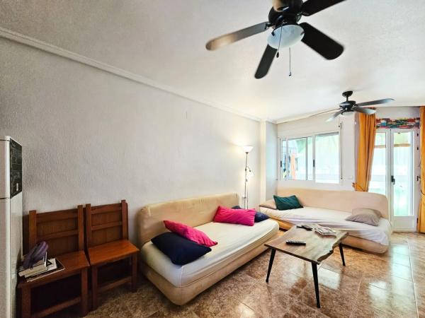 Casa independiente en avenida del Carabasí