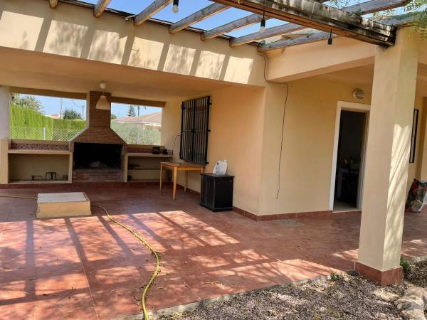 Casa independiente en carretera Elx - Santa Pola