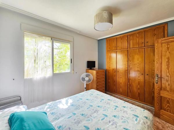 Casa independiente en avenida del Carabasí