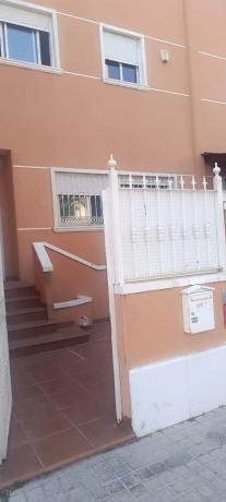 Chalet adosado en calle Alcalde Juan Hernández