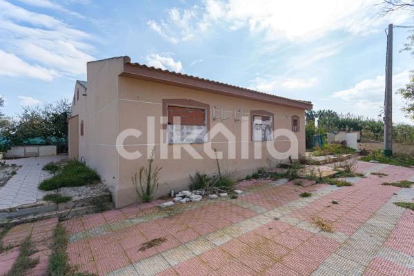 Casa independiente en Cv-855