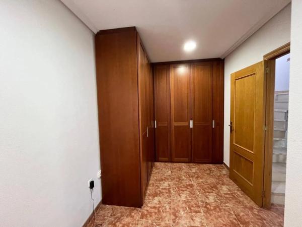 Casa independiente en calle Alcalde Juan Hernández