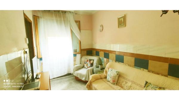 Casa independiente en carretera de Torrellano al Aeropuerto, 96