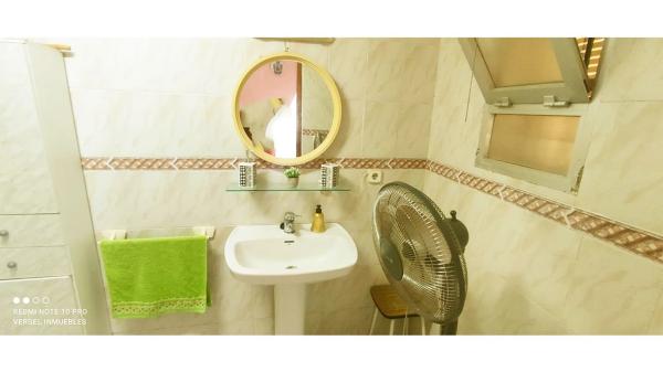 Casa independiente en carretera de Torrellano al Aeropuerto, 96