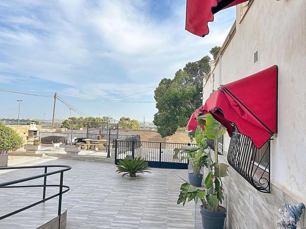 Casa independiente en alto Pd Torrellano, 2051