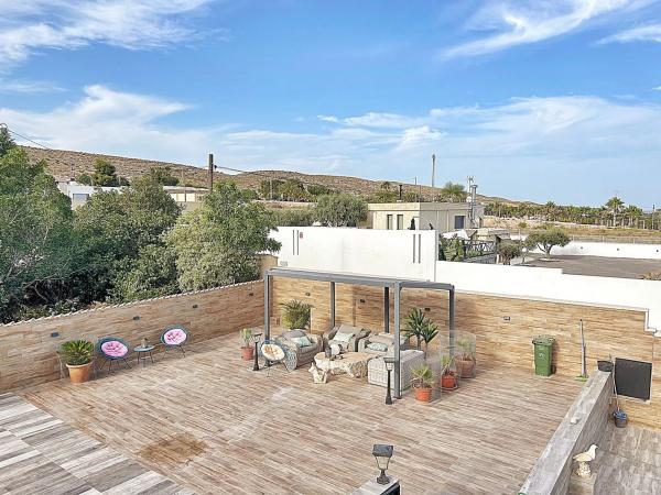 Casa independiente en alto Pd Torrellano, 2051