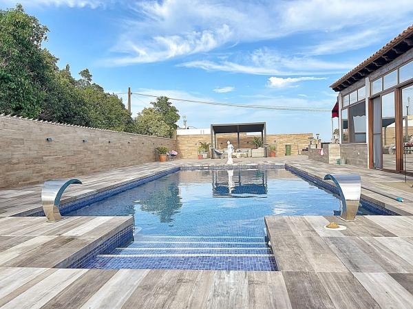 Casa independiente en alto Pd Torrellano, 2051