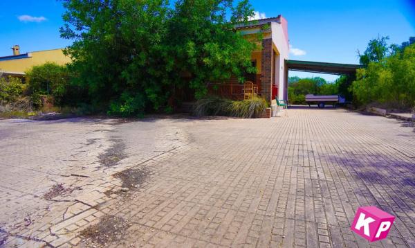 Casa independiente en camino de la Ermita de San Pedro