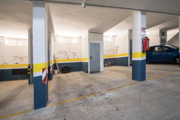 Chalet adosado en calle Islas Canarias, 12